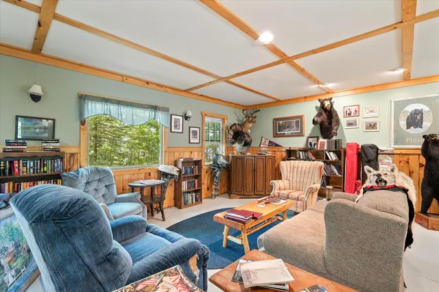 $1,097,000 | 1174 Cove Road, Howland, ME 04448