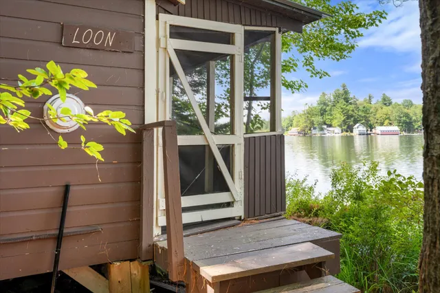 $1,097,000 | 1174 Cove Road, Howland, ME 04448