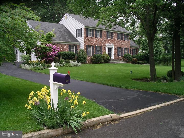 209 Bruce Road Washington Crossing, PA 18977 - Photo 1 of 25 Gallery Image 1