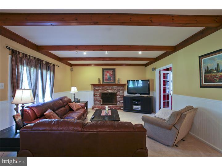 209 Bruce Road Washington Crossing, PA 18977 - Photo 8 of 25 Gallery Image 8