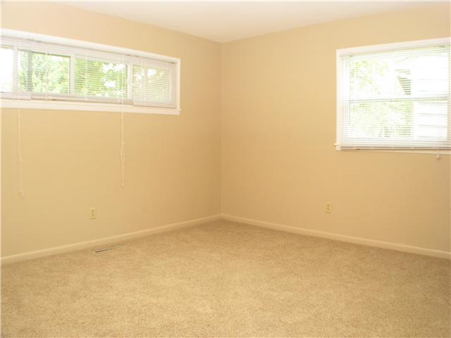 1432 Country Club Road Columbus, OH 43227 - Photo 10 of 18 Gallery Image 10