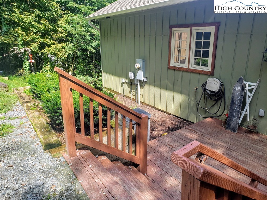 329 Green Knob Mountain Road Boone, NC 28607 - Photo 30 of 36