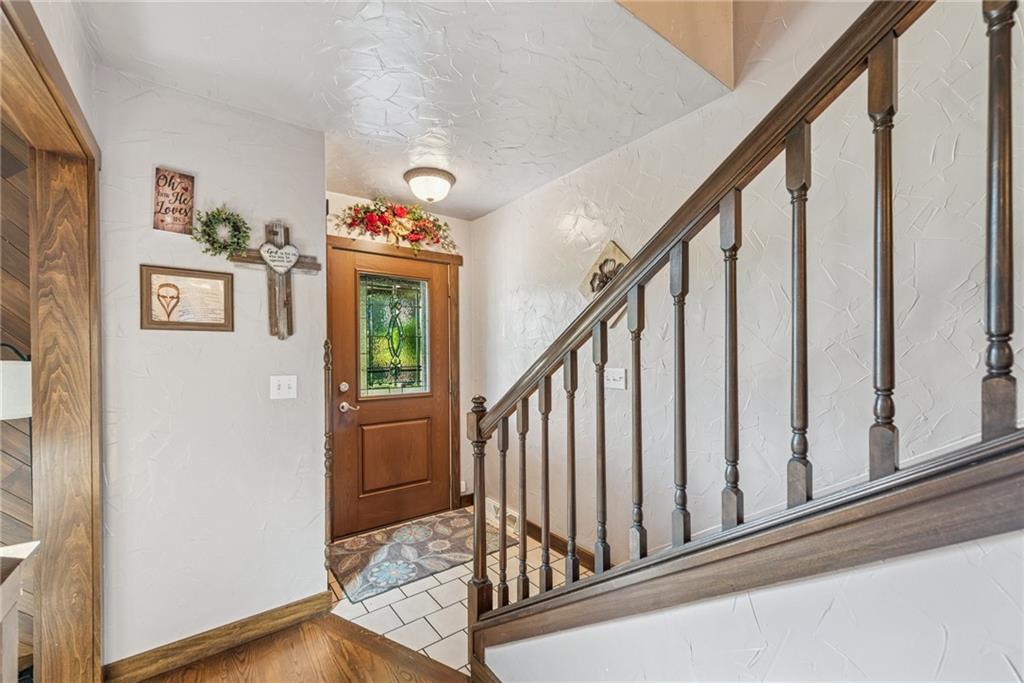 227 Holly Place Road Mount Pleasant, PA 15666 - Photo 8 of 47 Gallery Image 8