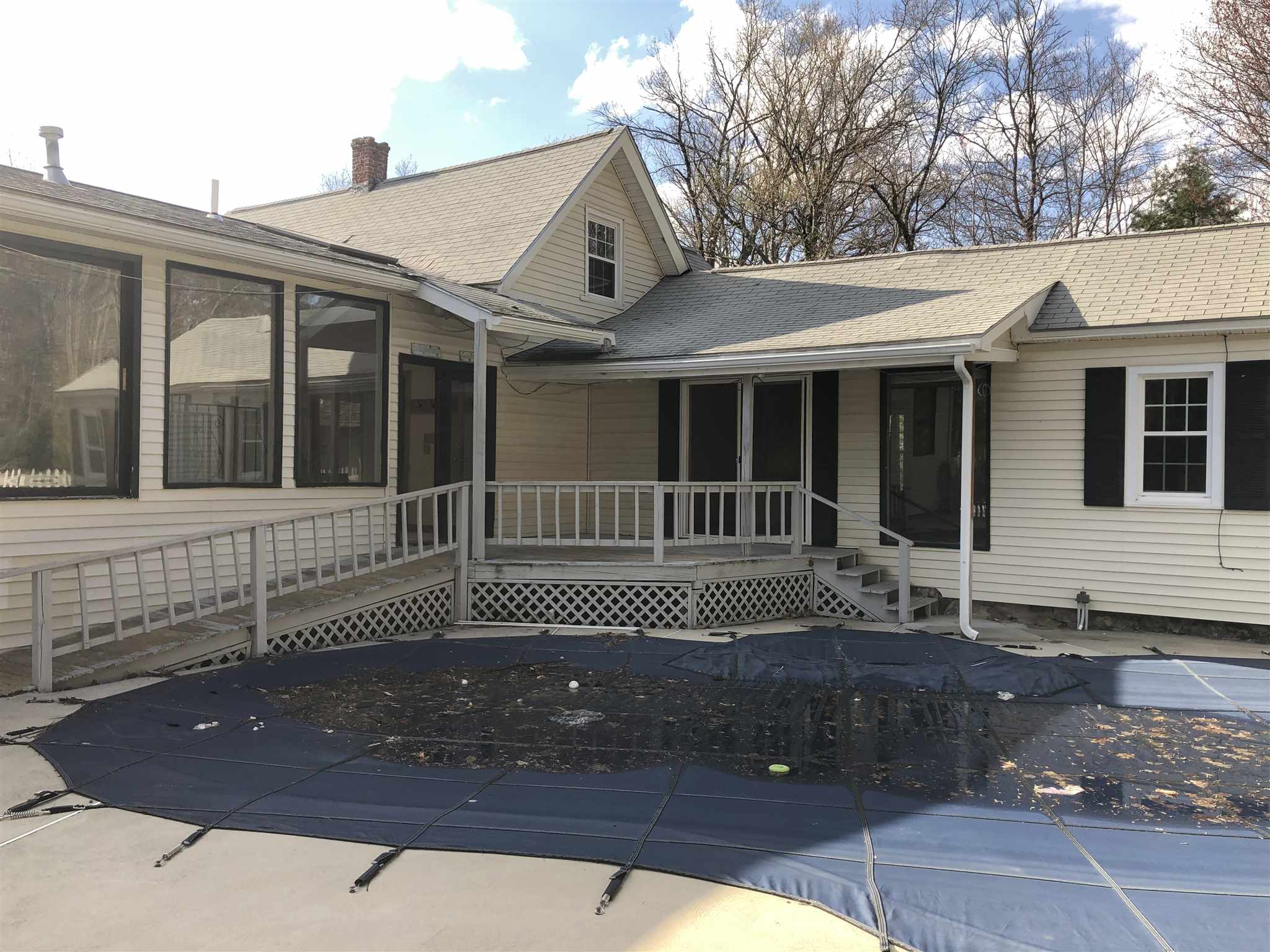 192 Back River Road Bedford, NH 03110 - Photo 2 of 3