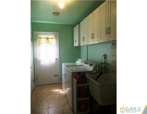 359 New Road Monmouth Junction, NJ 08852 - Photo 8 of 12 Gallery Image 8
