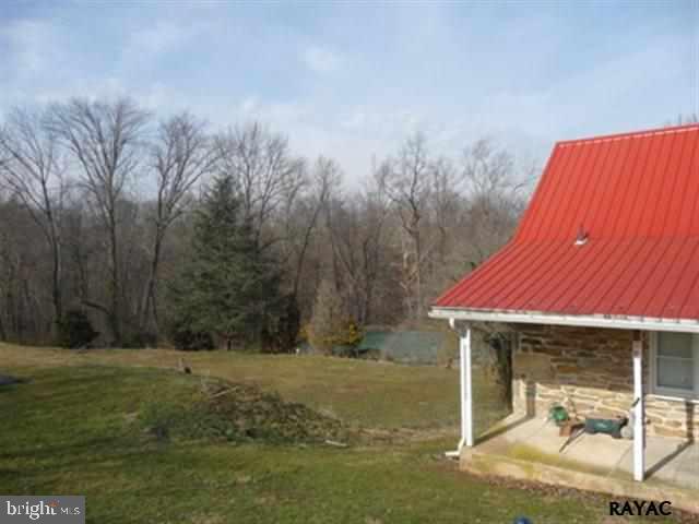1562 Trinity Road Felton, PA 17322 - Photo 3 of 15 Gallery Image 3