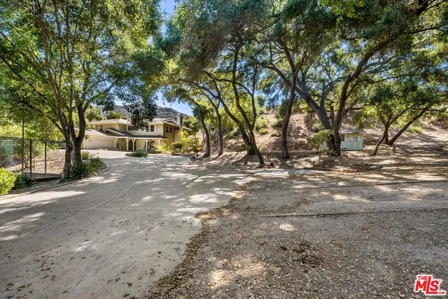 $2,995,000 | 730 Crater Camp Drive, Calabasas, CA 91302