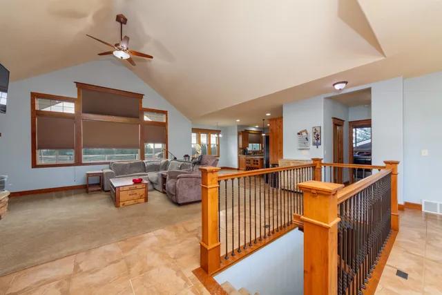 $1,200,000 | 29020 North Hardesty Road, Chattaroy, WA 99003