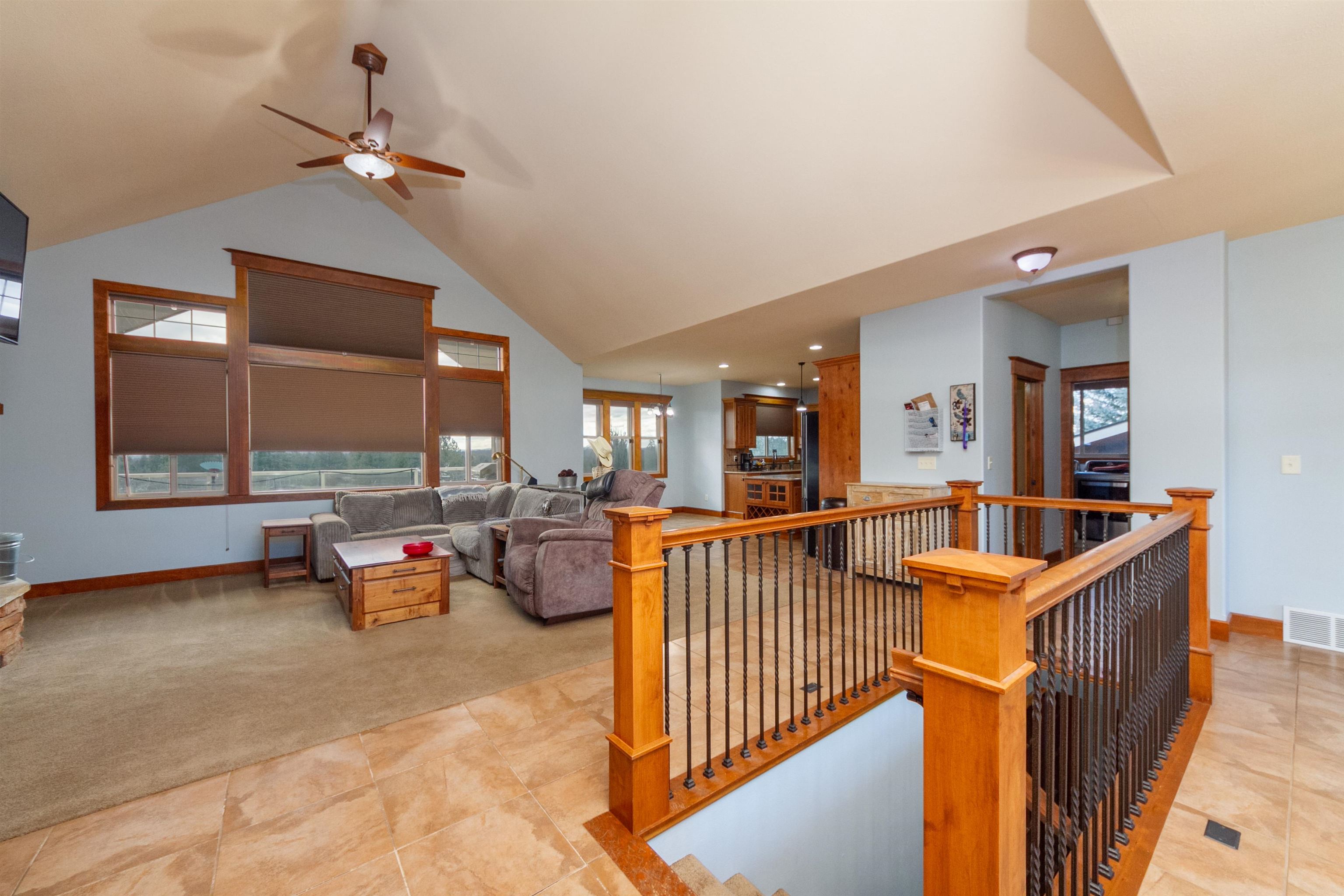 29020 North Hardesty Road Chattaroy, WA 99003 - Photo 8 of 41