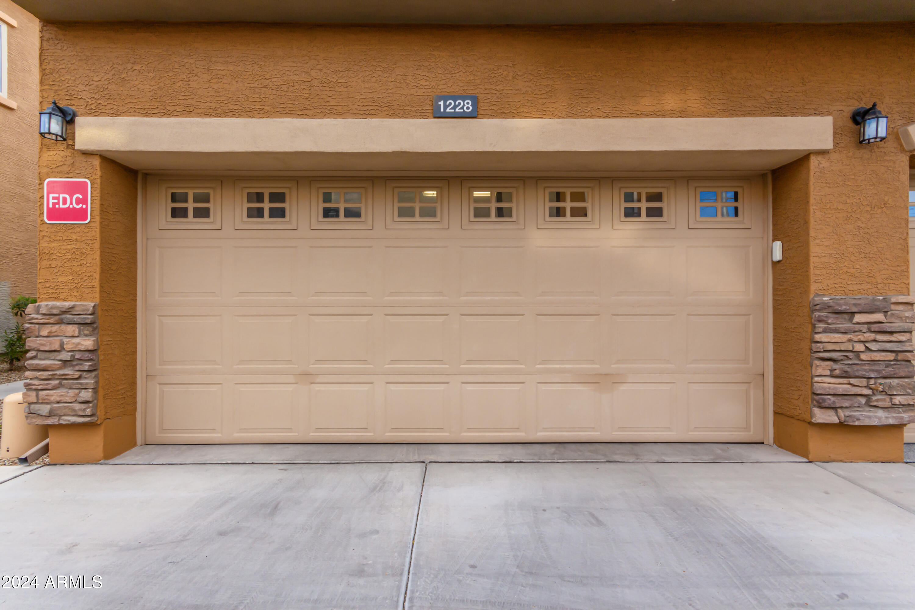 2150 West Alameda Road, Unit 1228 Phoenix, AZ 85085 - Photo 18 of 21 2 Car Garage (End Unit)