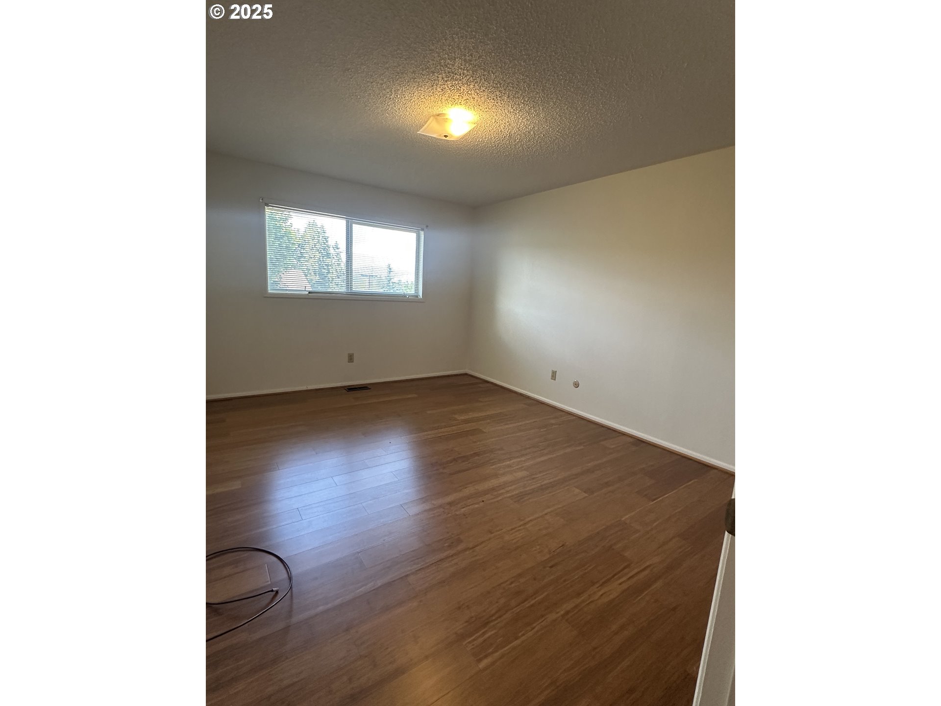 402 Trinity Street Klamath Falls, OR 97601 - Photo 8 of 9