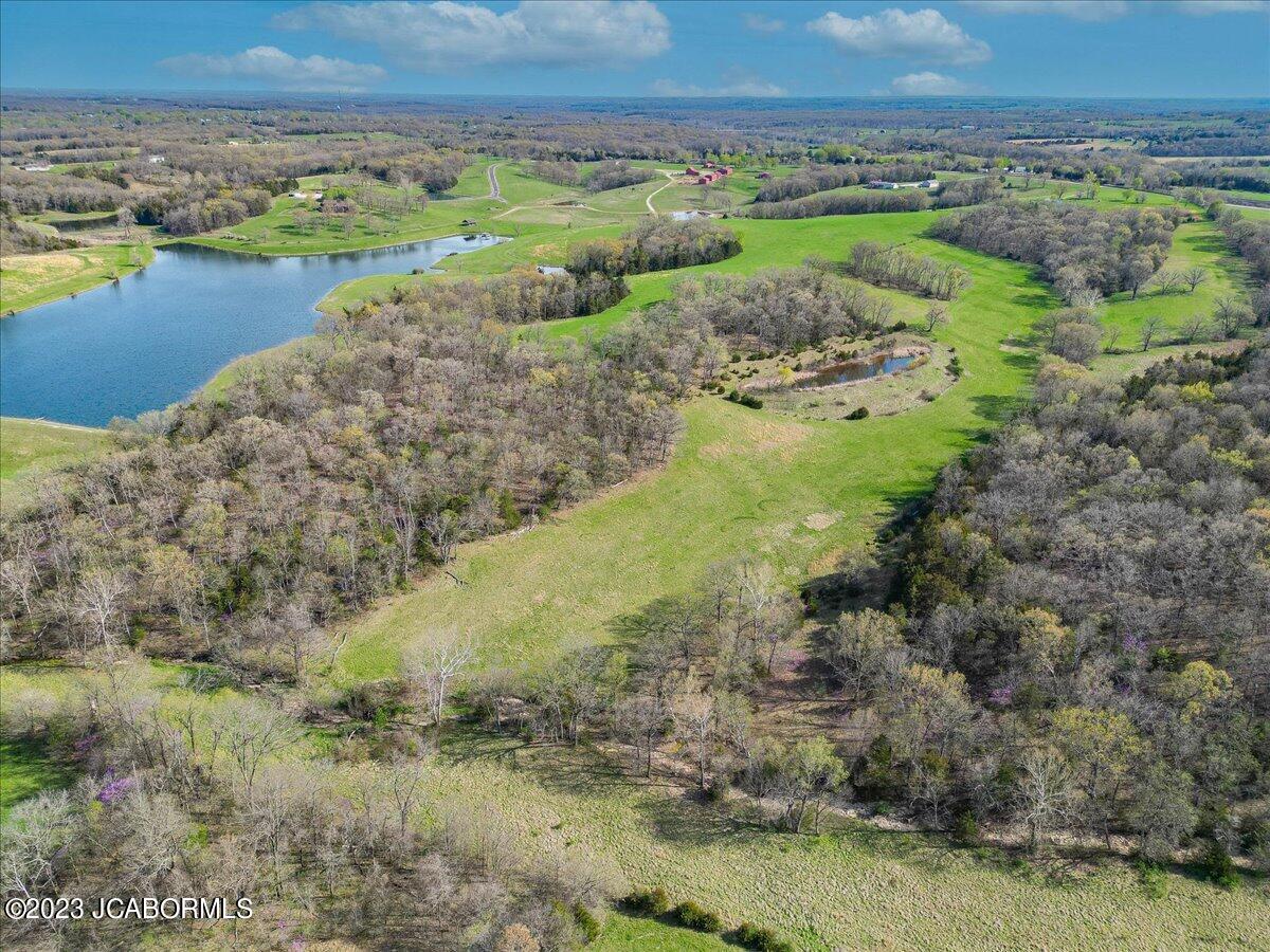 52968 West Railroad Road Centertown, MO 65023 - Photo 2 of 20