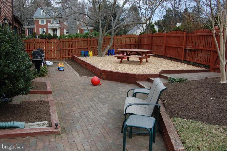 101 Overhill Road Baltimore, MD 21210 - Photo 19 of 24 a view of backyard with seating space
