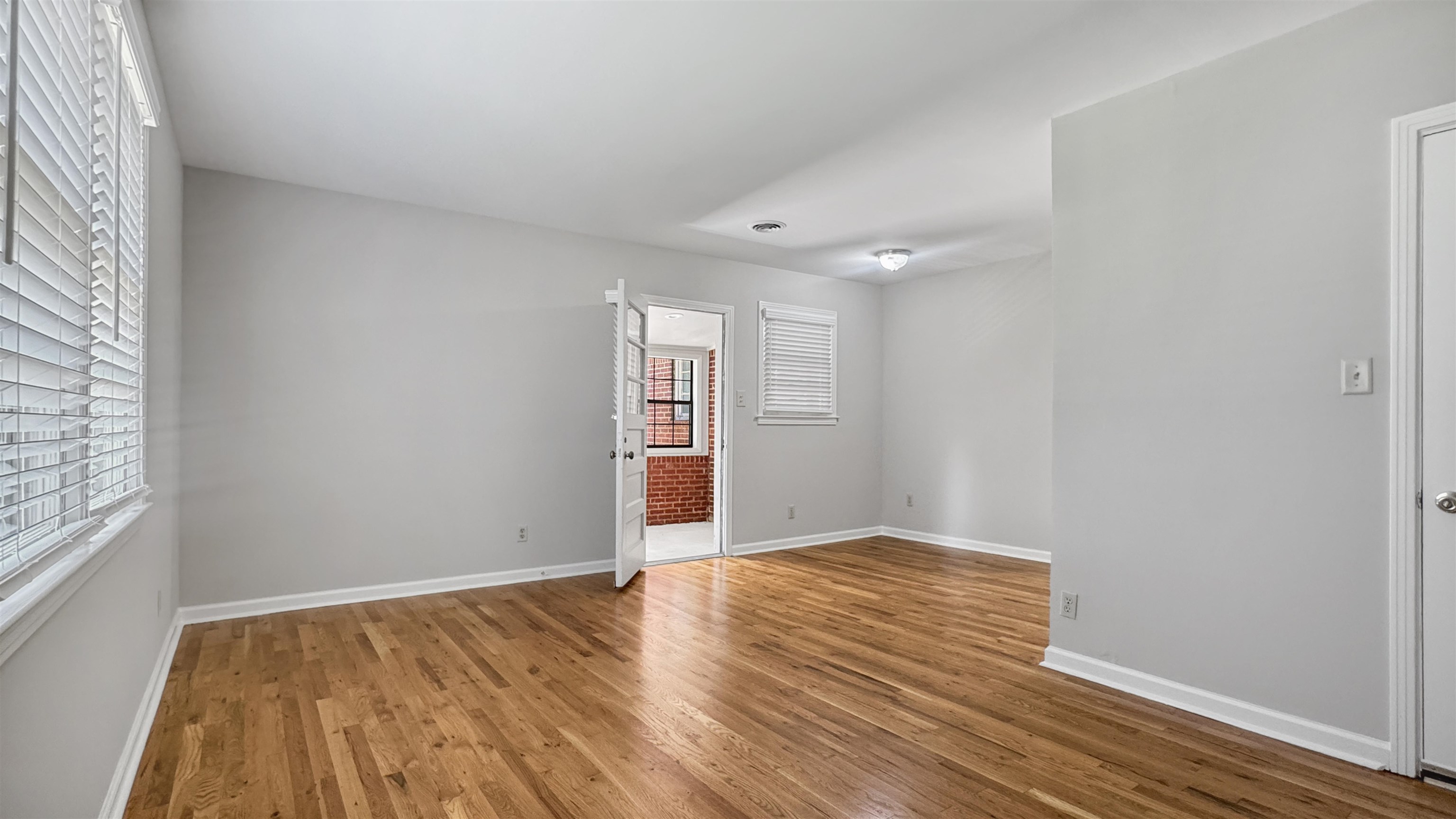 954 Ivy Road Memphis, TN 38117 - Photo 12 of 27