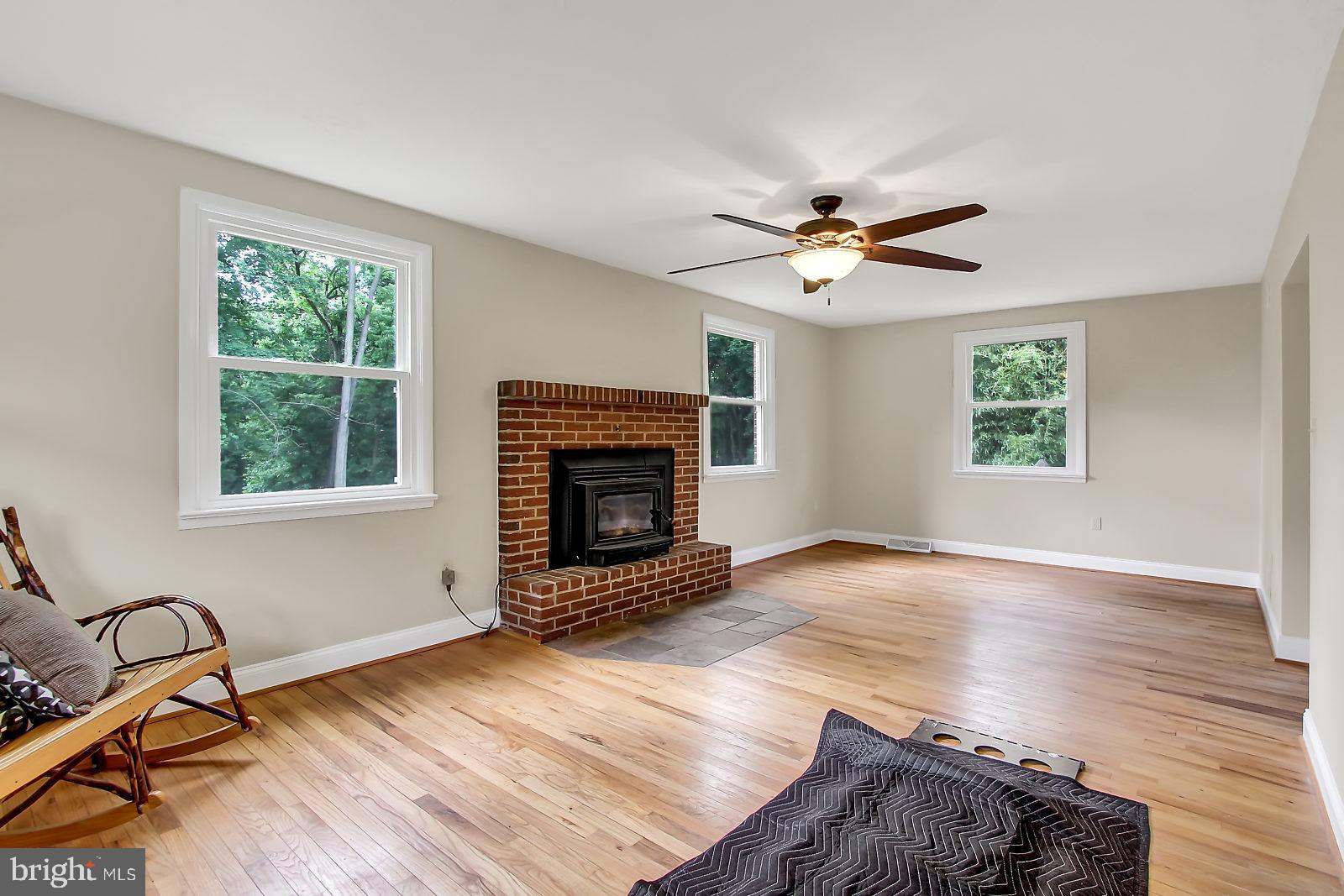 2755 Trout Run Road York, PA 17406 - Photo 2 of 27 Gallery Image 2