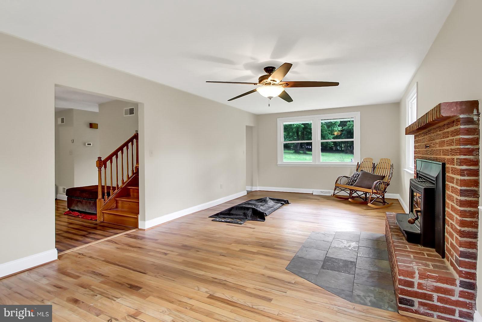 2755 Trout Run Road York, PA 17406 - Photo 3 of 27 Gallery Image 3