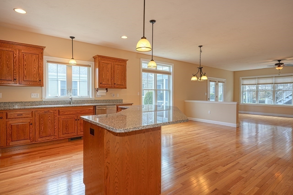 89 Red Maple Run, Unit 89 Norfolk, MA 02056 - Photo 6 of 32