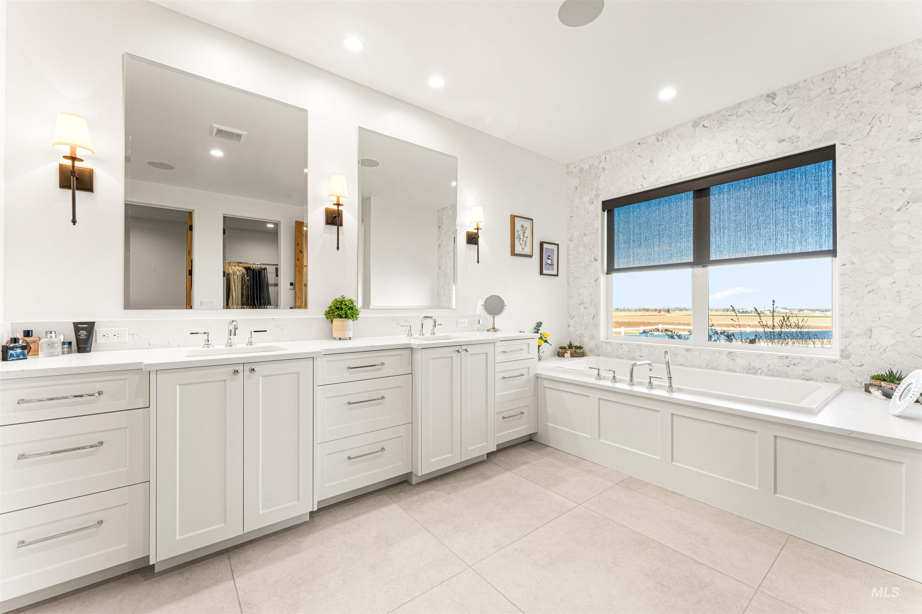 12334 Rivendell Court Nampa, ID 83686 - Photo 37 of 50