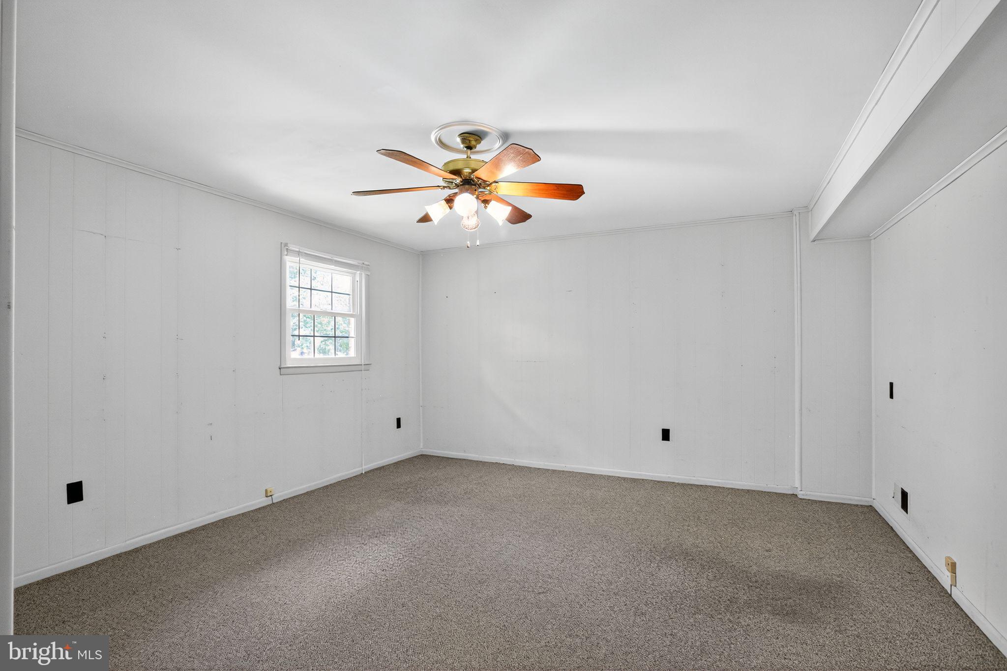 7374 Roxbury Avenue Manassas, VA 20109 - Photo 25 of 42 a view of an empty room with a window