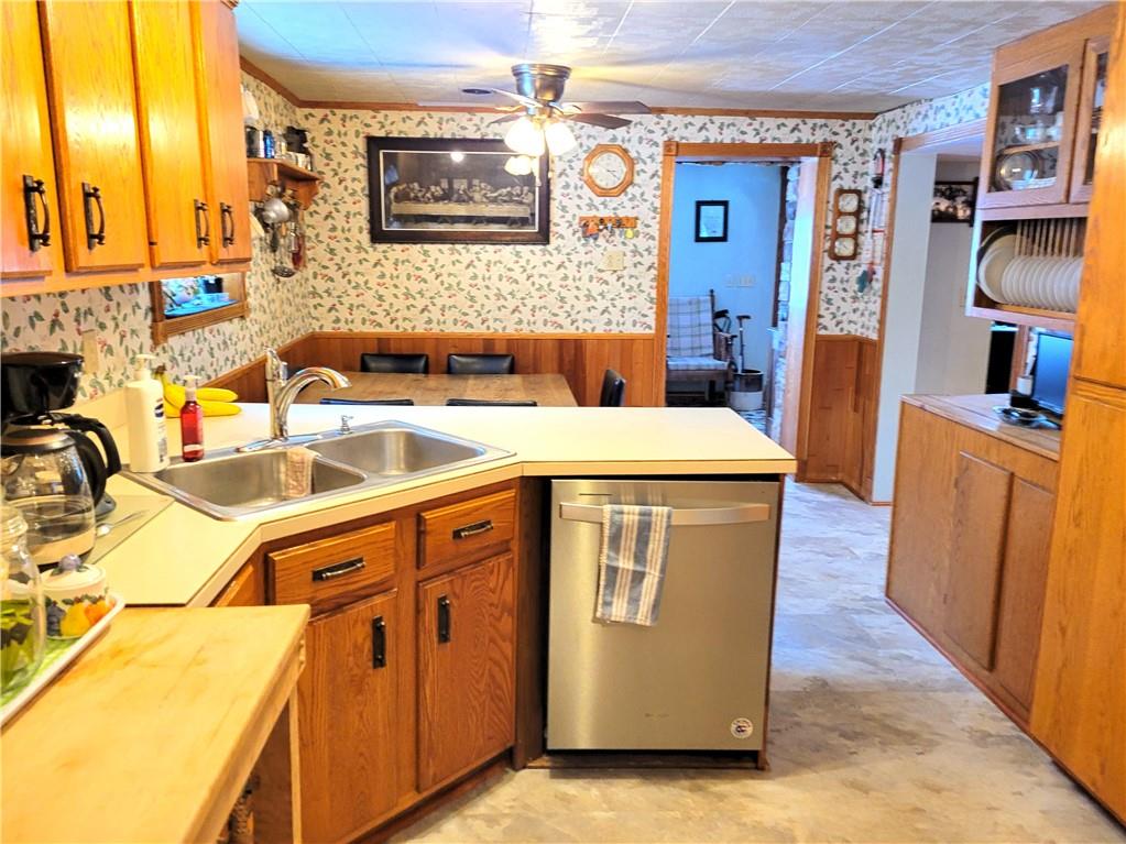 189 Medsger Road Connellsville, PA 15425 - Photo 4 of 25 Gallery Image 4