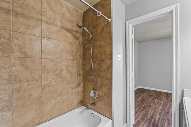 $1,300 | 113 Green Isle Avenue, Unit 113, Dickinson, TX 77539