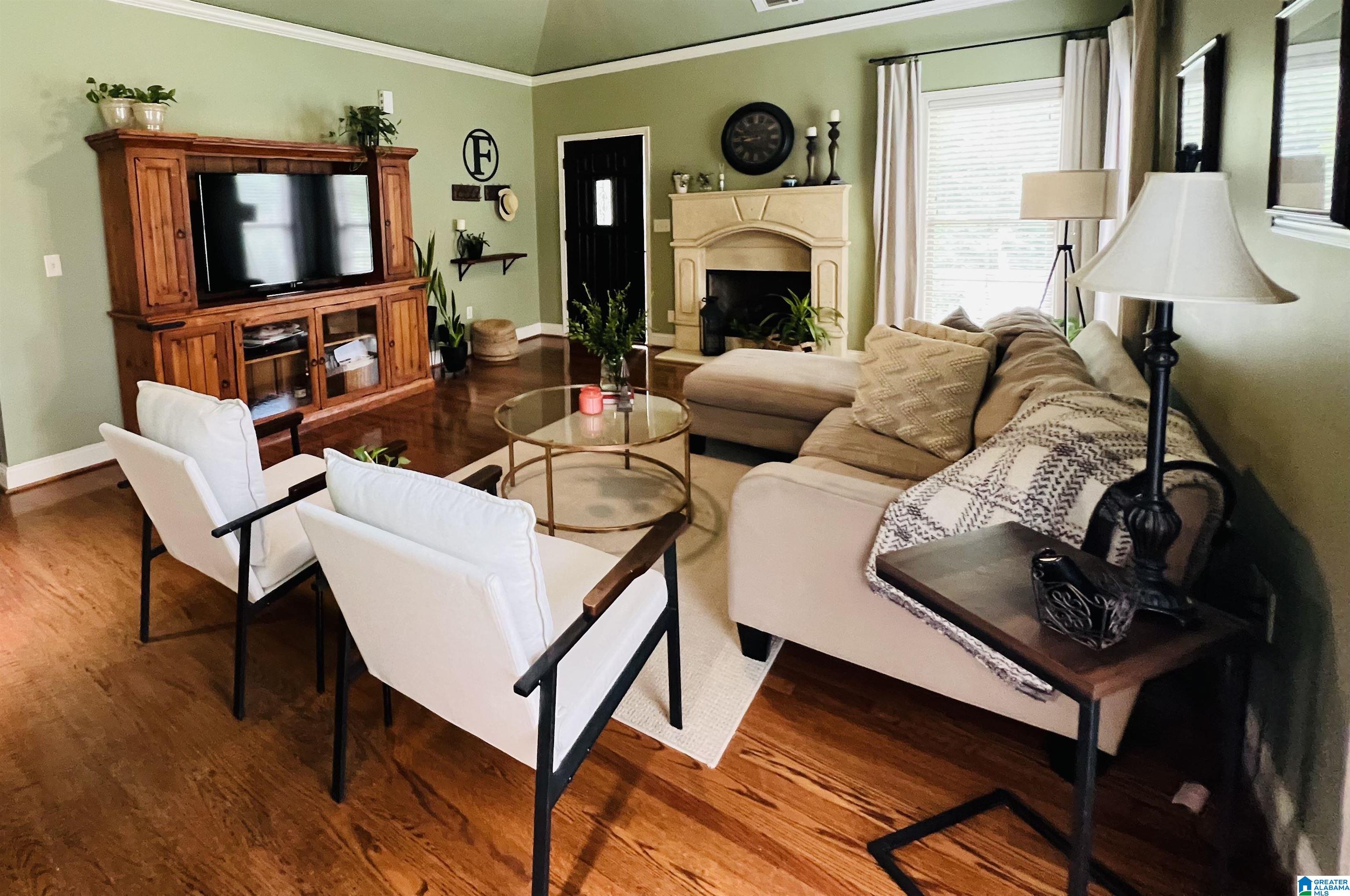 402 Ballantrae Road Pelham, AL 35124 - Photo 4 of 89