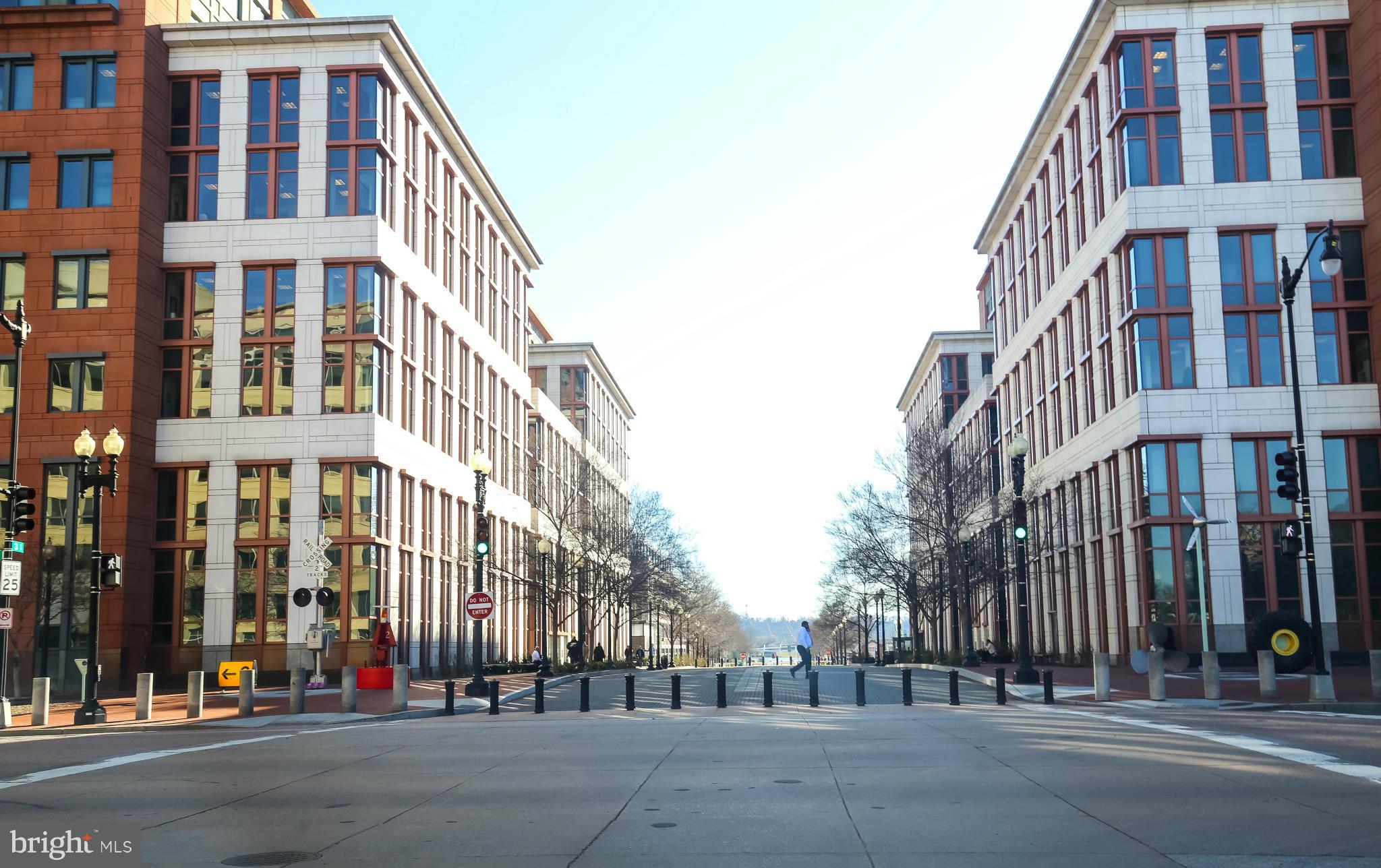 312 L Street Southeast Washington, DC 20003 - Photo 27 of 29 a view of a building and a street