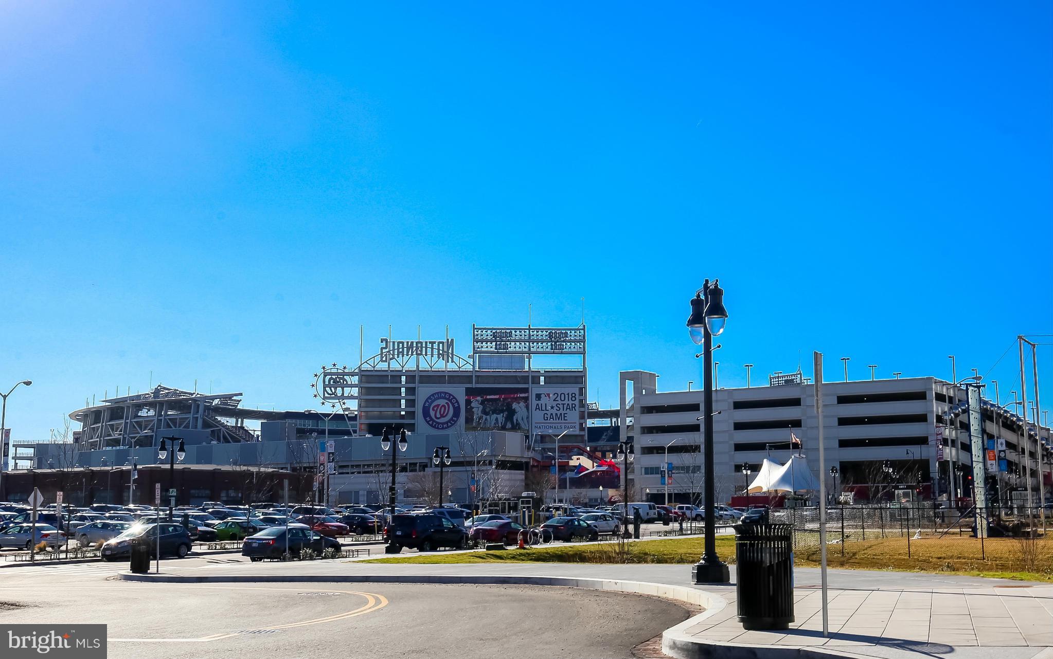 312 L Street Southeast Washington, DC 20003 - Photo 28 of 29 a city view