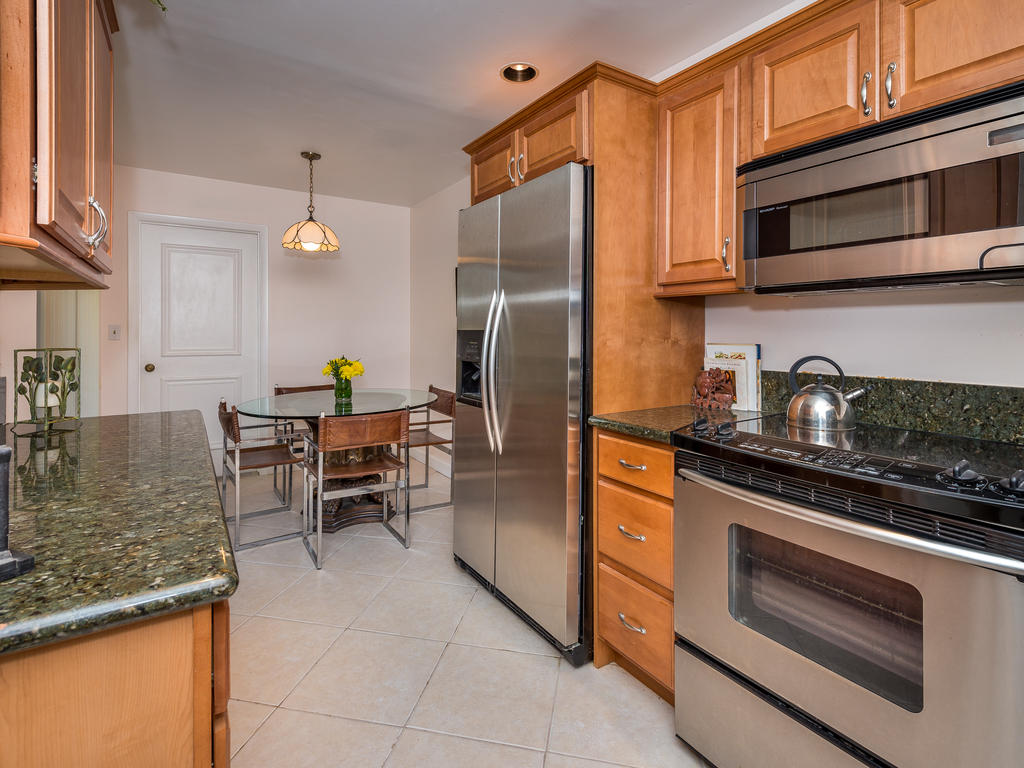 6925 Escobar Court Boca Raton, FL 33433 - Photo 7 of 23 001_6182-2-8