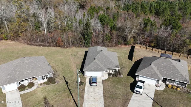 $215,000 | 75 Logaras Circle, Purvis, MS 39475