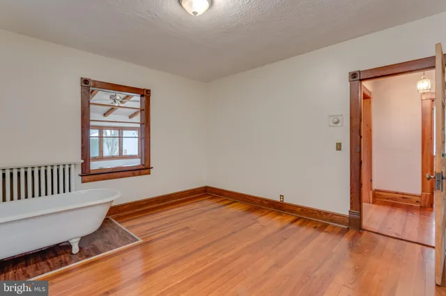 $495,000 | 218 Treadwell Street, Berryville, VA 22611