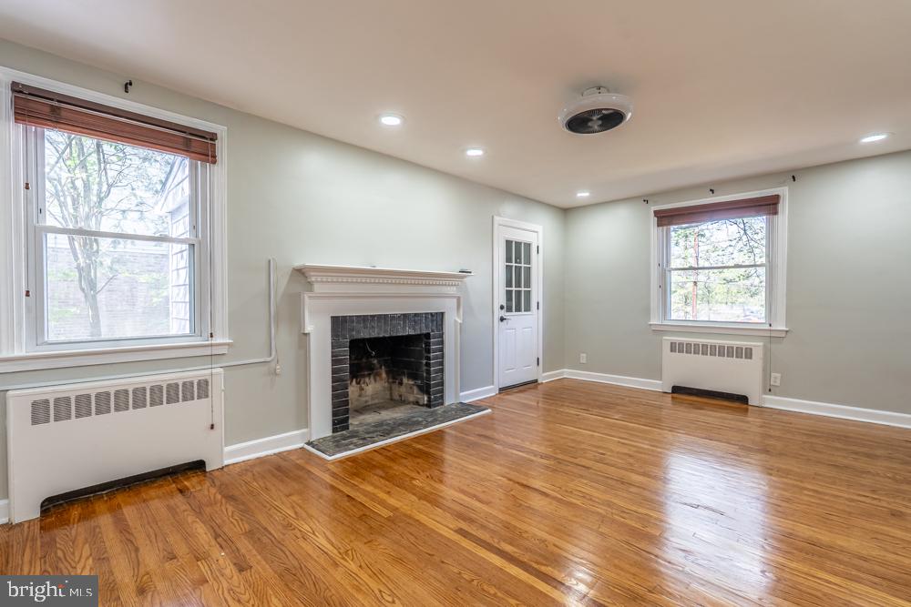 644 Meetinghouse Road Elkins Park, PA 19027 - Photo 14 of 39 Bright and inviting living space.