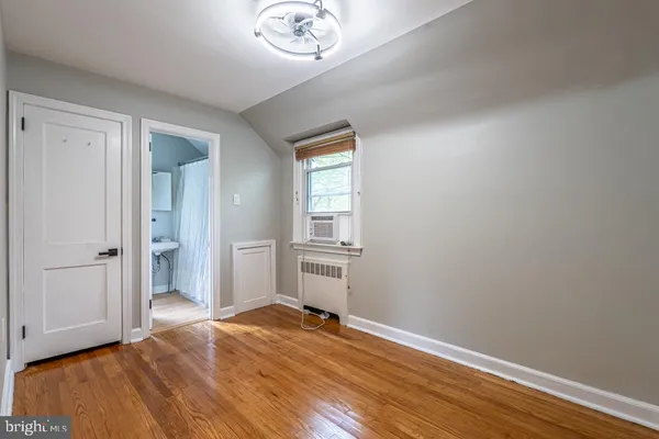 $3,400 | 644 Meetinghouse Road, Elkins Park, PA 19027