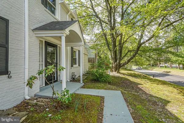 $3,400 | 644 Meetinghouse Road, Elkins Park, PA 19027