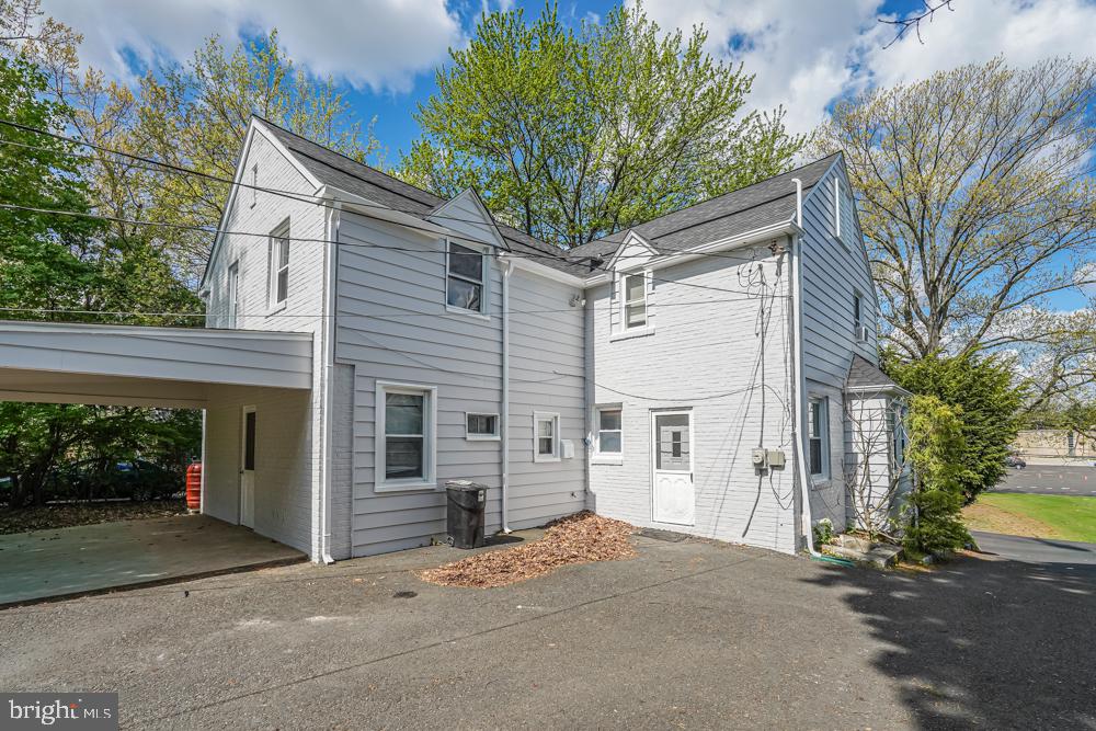 644 Meetinghouse Road Elkins Park, PA 19027 - Photo 5 of 39 Charming home with inviting curb appeal.