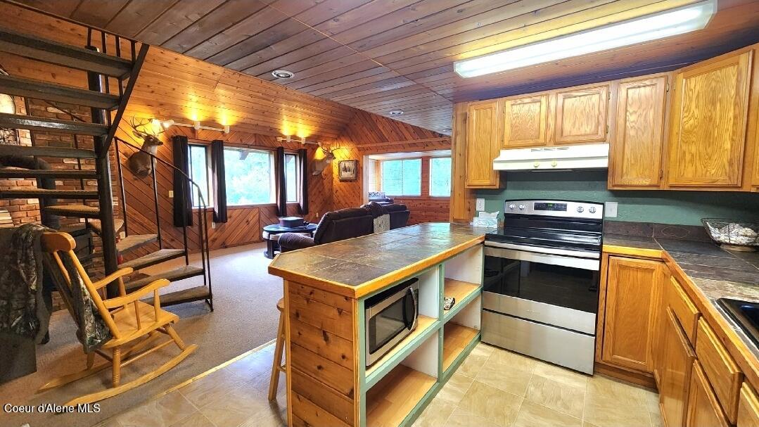 205 Calder Park Road Calder, ID 83808 - Photo 11 of 39 205 Calder Park