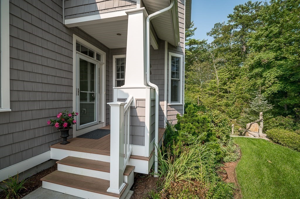 19 Kennedy Road, Unit B Gloucester, MA 01930 - Photo 5 of 37 Gallery Image 5