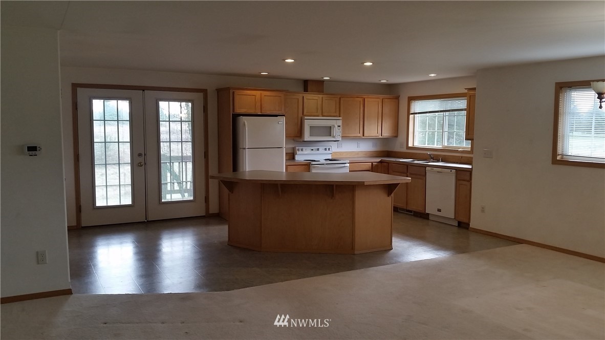 120-9 Kakela Road Winlock, WA 98596 - Photo 4 of 25