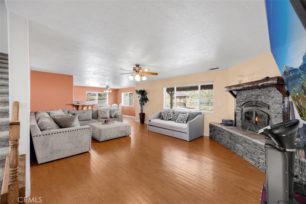 8164 Flowerfield Road Phelan, CA 92371 - Photo 28 of 41