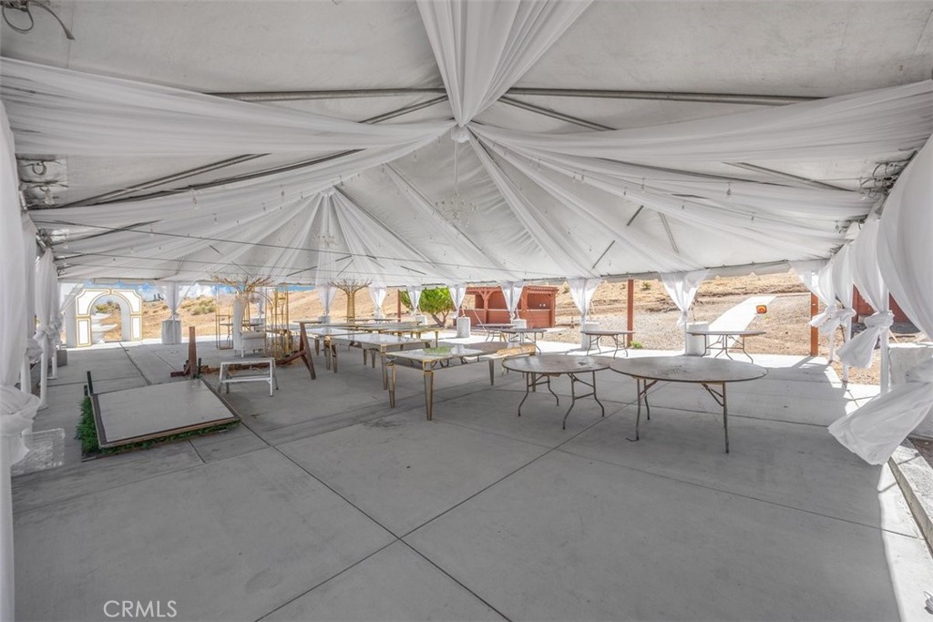 8164 Flowerfield Road Phelan, CA 92371 - Photo 7 of 41