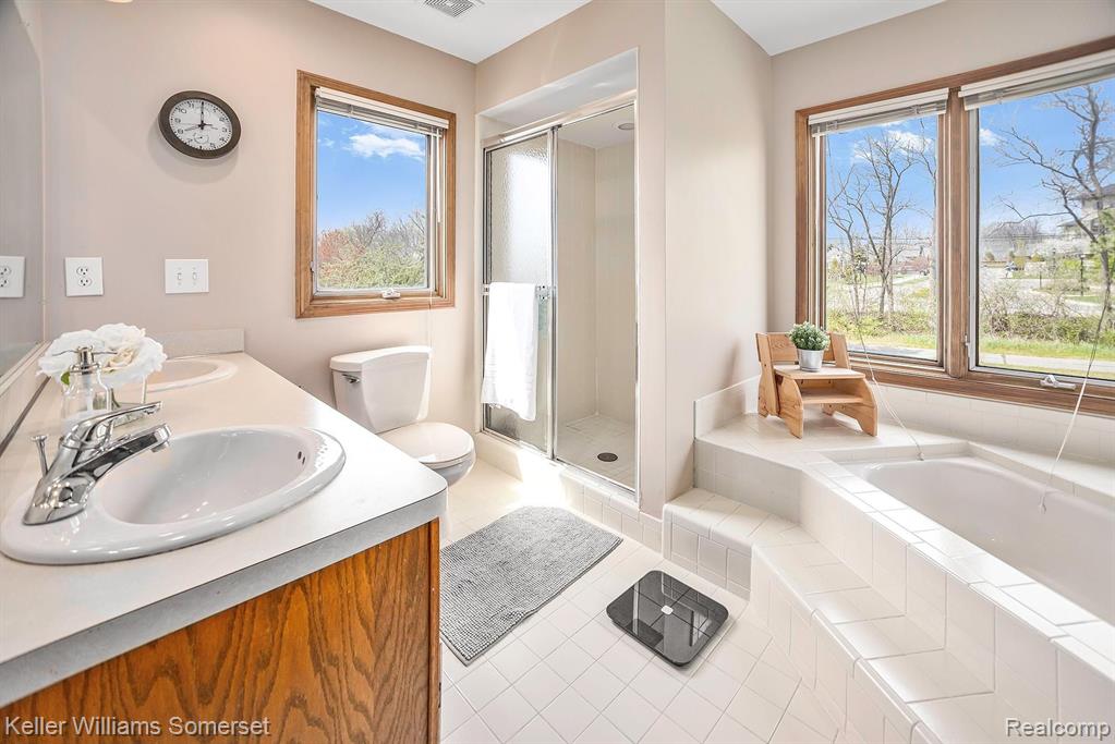 3180 Summit Ridge Drive Rochester Hills, MI 48306 - Photo 22 of 35