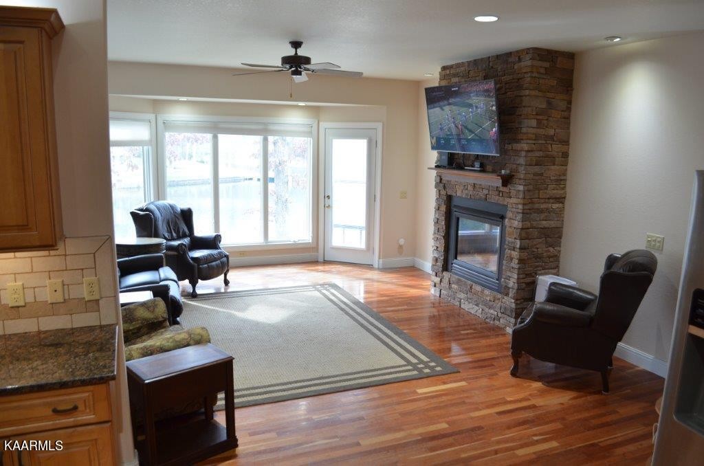 13 Hampton Point Crossville, TN 38558 - Photo 15 of 45 a living room with furniture and a fireplace