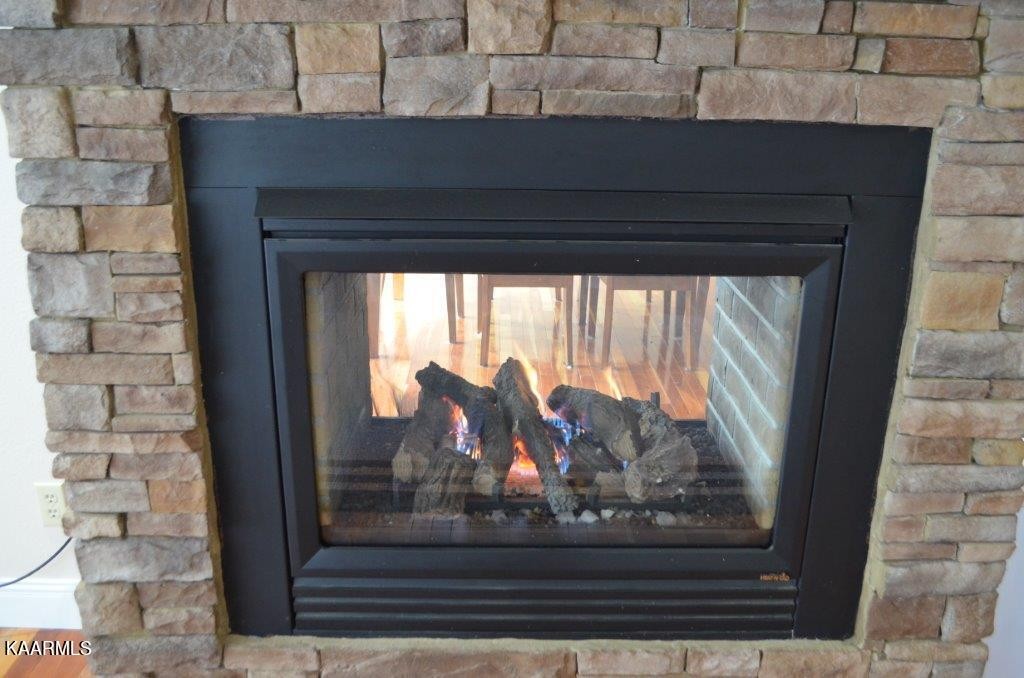 13 Hampton Point Crossville, TN 38558 - Photo 20 of 45 a view of a living room