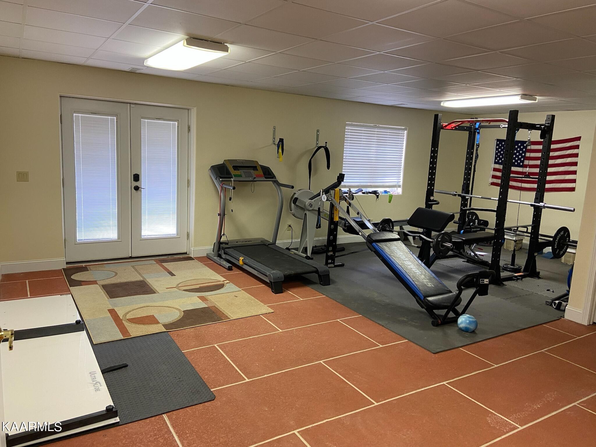 13 Hampton Point Crossville, TN 38558 - Photo 29 of 45 a room with gym equipment and windows