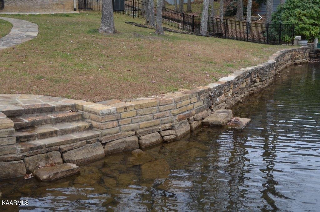 13 Hampton Point Crossville, TN 38558 - Photo 38 of 45 a view of a yard