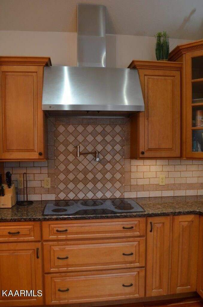 13 Hampton Point Crossville, TN 38558 - Photo 8 of 45 a kitchen with stainless steel appliances granite countertop white cabinets and a sink