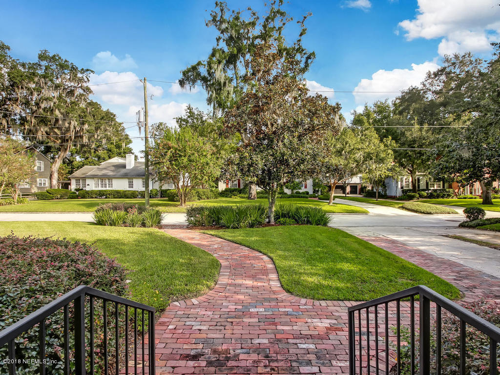1316 Greenridge Road Jacksonville, FL 32207 - Photo 3 of 43 Picturesque San Marco Location