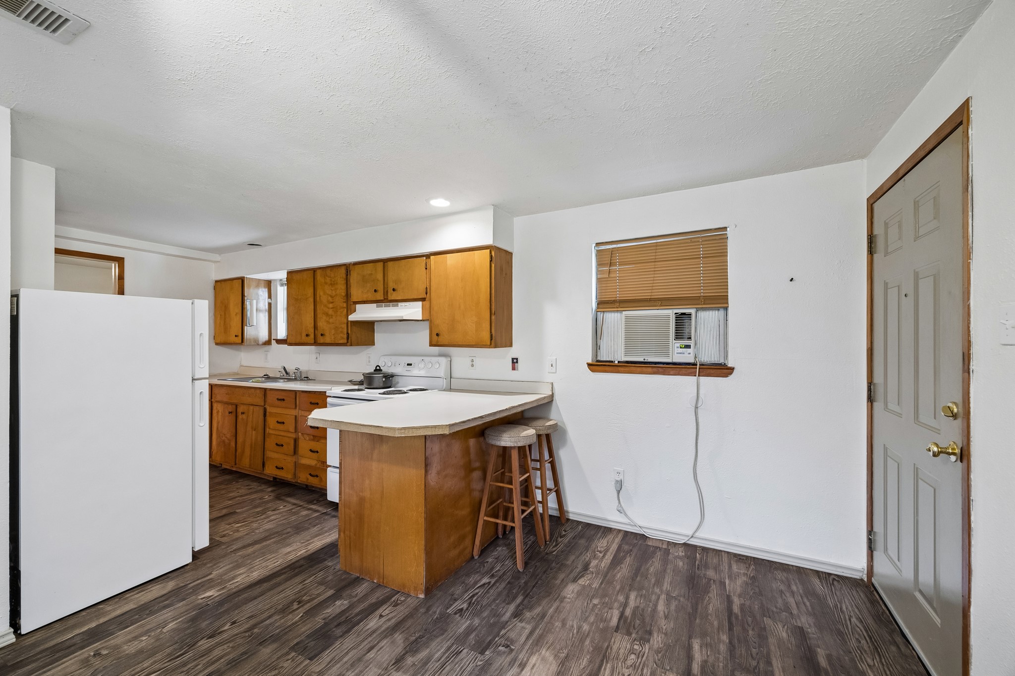 25452 Ipes Road Splendora, TX 77372 - Photo 9 of 24