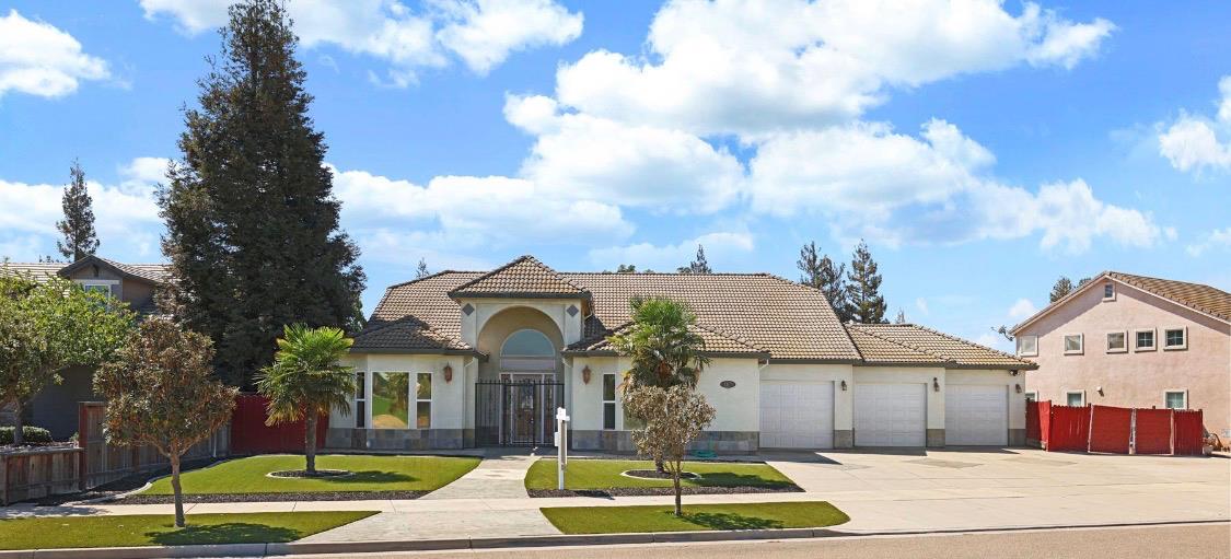 1864 Miriam Way Ripon, CA 95366 - Photo 1 of 43 Gallery Image 1