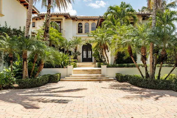 $24,995,000 | 10 Ocean Drive, Vero Beach, FL 32963